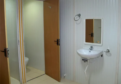 mobile toilets Canada