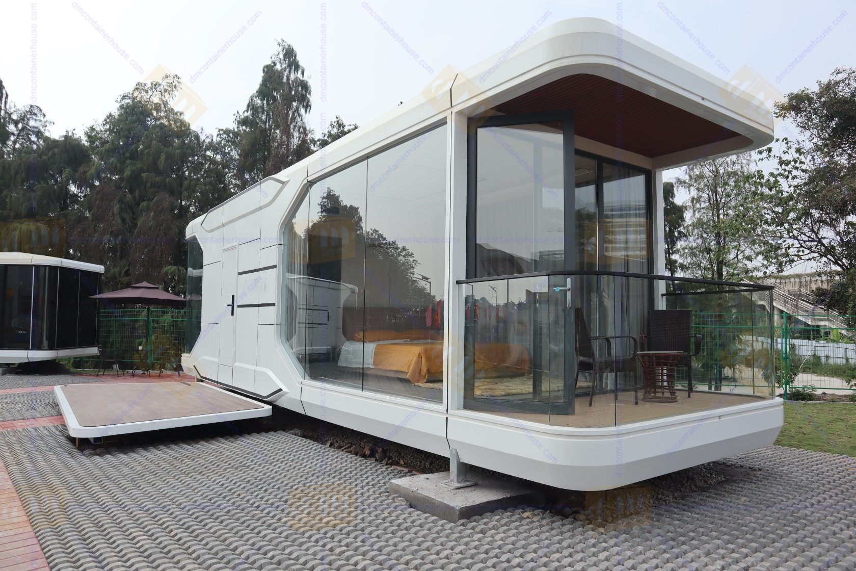 Capsule House Living: Where Comfort and Functional - Dream Maker ...