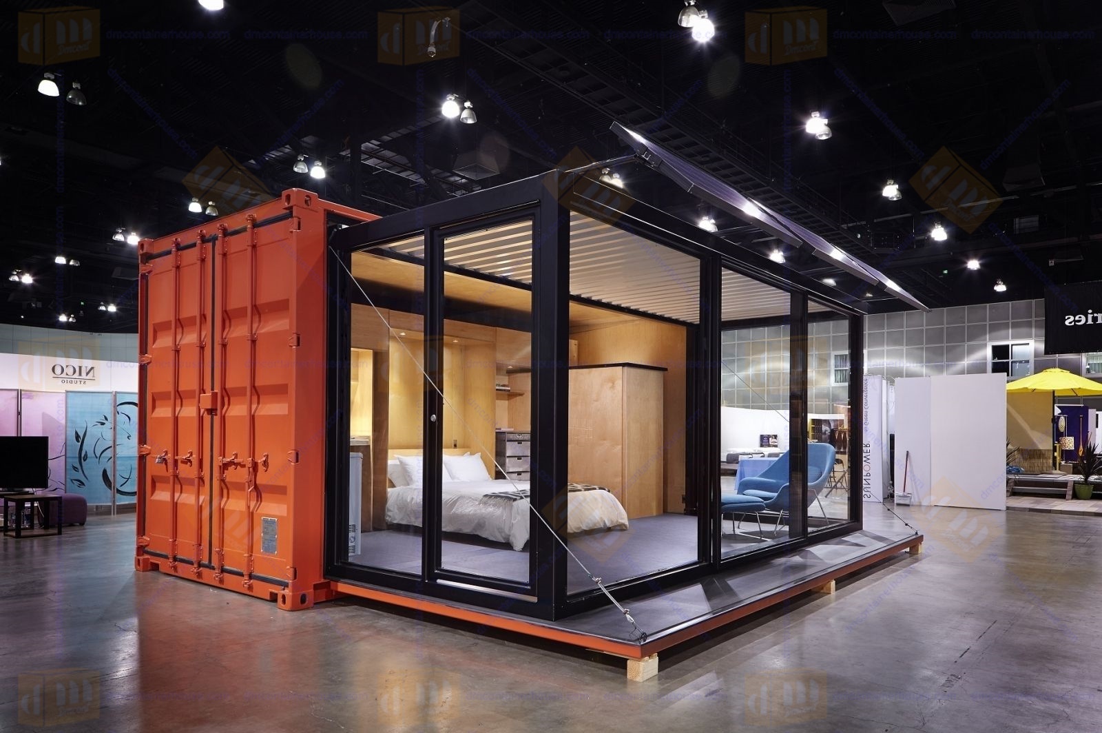  container room 