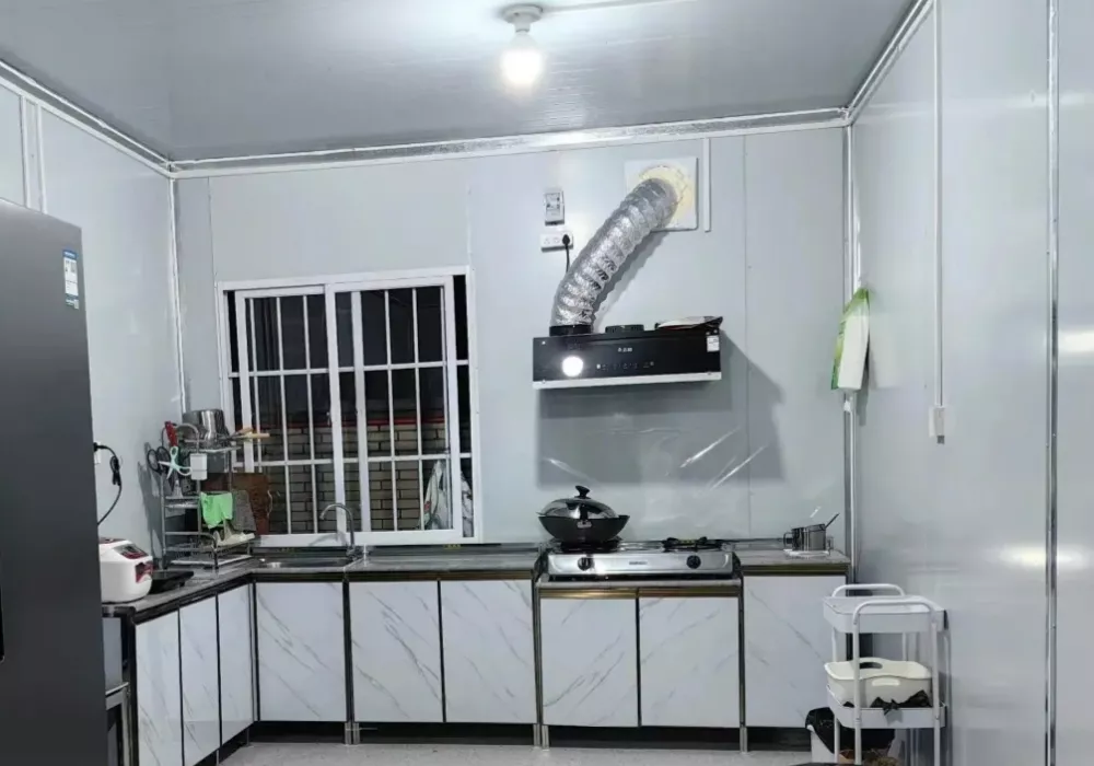 mobile kitchen show