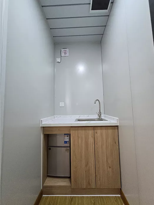 Proyecto de casa contenedor de alas